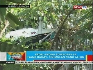 BP: Eroplanong bumagsak sa isang bahay sa Bulacan, sinimulan nang alisin