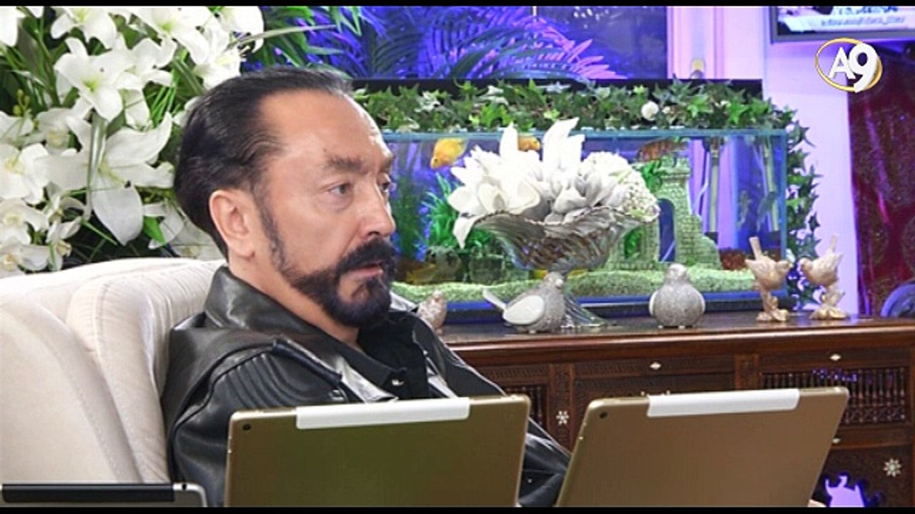 Adnan Oktar: 1979'dan beri ilmi çalışma yapıyorum, bir kez bir saat bile tatile gitmiş değilim.