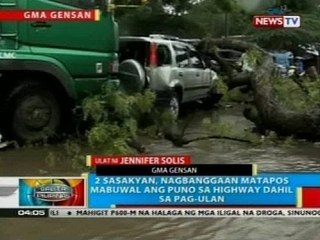2 sasakyan, nagbanggaan sa Gensan matapos mabuwal ang puno sa highway dahil sa pag-ulan
