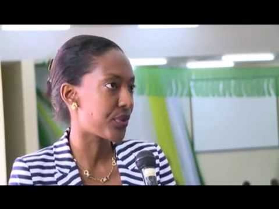 RTI1/‪Développement: La jeunesse africaine au service du développement du continent‬