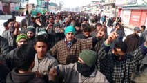 Tensions high in Kashmir after separatists killed