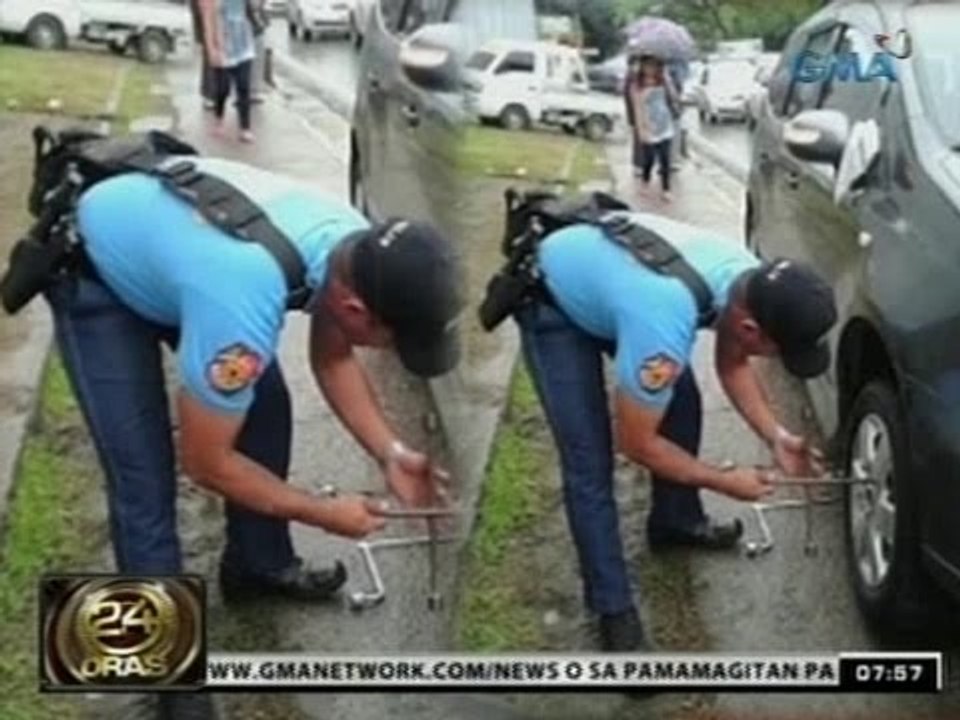 24Oras: Mamang pulis na tumulong sa isang lolo, umani ng papuri