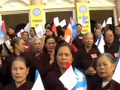 Tân Hồng Thái tham dự đại hội an ninh tôn giáo chùa cả Tp Nam Định năm 2011