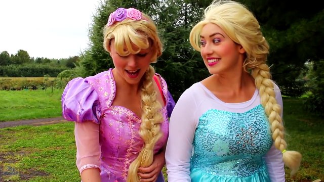 Frozen Elsa & PRINCESS SUPERHEROES! w/ Spiderman Hulk Joker Pink Spidergirl Maleficent Toy