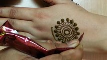 Best Back Hand Mehndi Designs, Floral Back Hand Mehndi Design, new mehndi design back hand