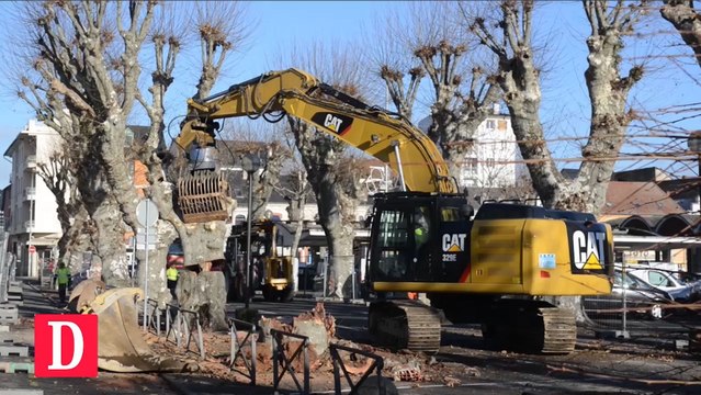 Travaux, place du Foirail, à Tarbes