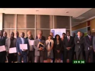 RTI2 /  JT du Samedi 23 Mai 2015 -  Édition de 19H30