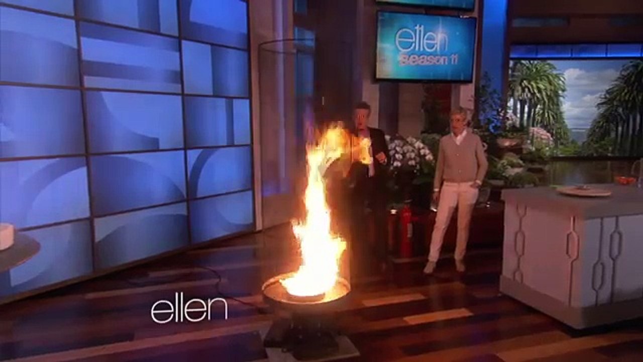 Steve Spangler Makes Ellen Float