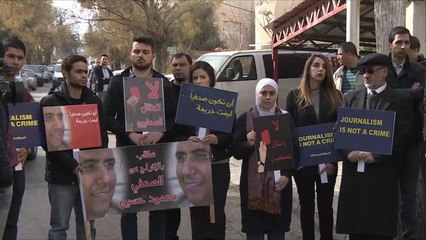 مكتب الجزيرة بالأردن ينظم وقفة تضامنية مع محمود حسين