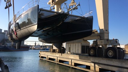 Mise à l'eau du 2e Série 7 chez Privilège marine