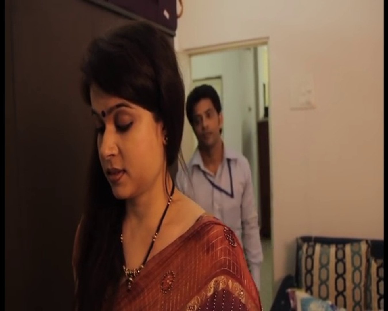 LAST NIGHT WITH HOUSEWIFE - touching story of a lonely housewife- hindi short film