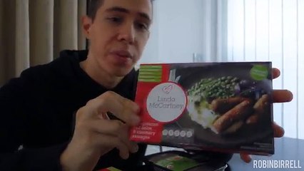 VEGAN EATS MEAT PRANK - ON GIRLFRIEND! (GOES CRAZY!!)