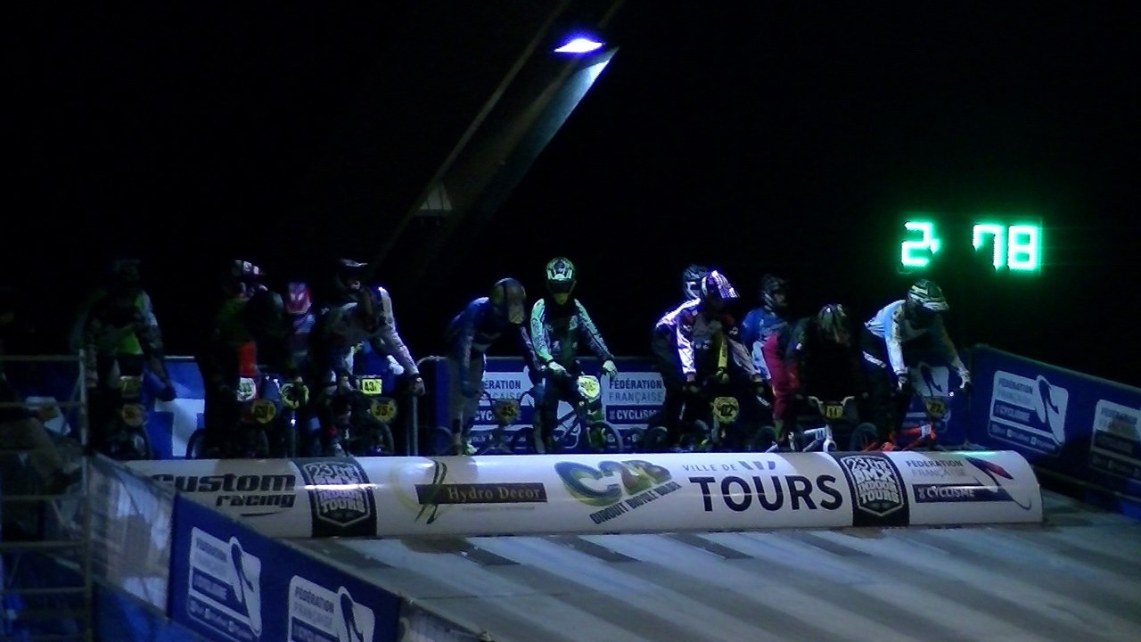 Indoor de Tours 2017 2ème manche Julien