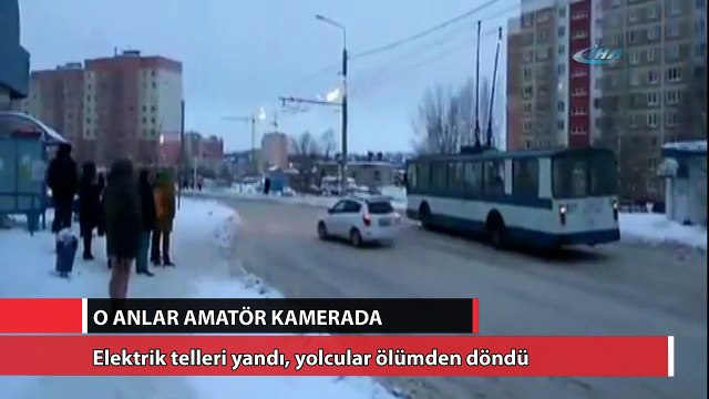 Elektrik telleri yandı, yolcular ölümden döndü
