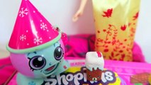 Frozen Elsa Visits Shopkins Shop Kat Karmashian Spiderman Snow White Captain America Hulk