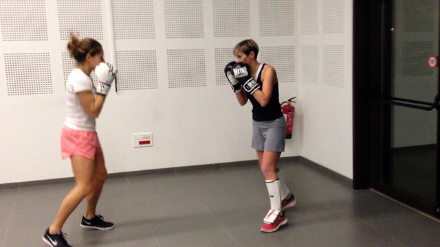 Kick boxing st sulpice femmes toucher pas être toucher