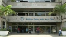 Funcionários e alunos da Universidade do Rio de Janeiro denunciam situação precária