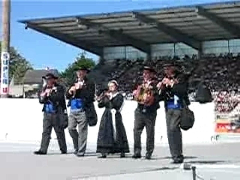 GRANDE PARADE CELTIQUE ARRIVEE STADE DU MOUSTOIR FIL 2007
