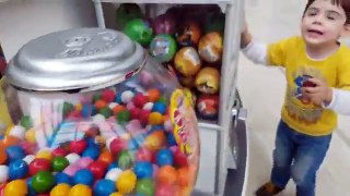 Giant Gumball Candy Machines for Kids