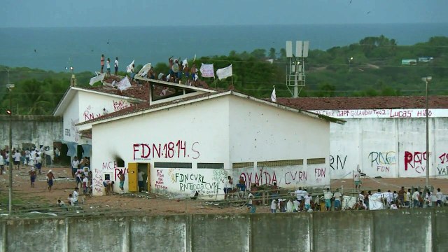 Presos en Brasil buscan venganza por 26 muertos en revuelta
