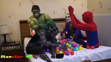 Joker in real life spiderman vs hulk,venom-color balls battle Monster4u (2)
