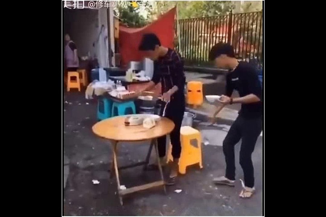 I can't stop laughing HAHAHA #2  (y)