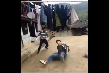 I can't stop laughing HAHAHA #3  (y)