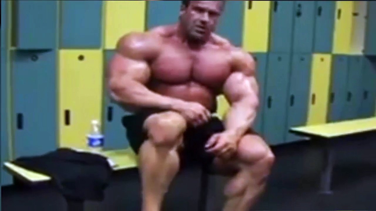 Jay Cutler locker room posing practice