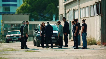 İçerde 2. Bölüm - Sık Kafasına...
