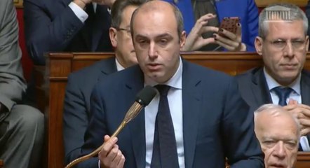 Bruno Le Roux répond à Olivier Marleix sur les violences à Juvisy