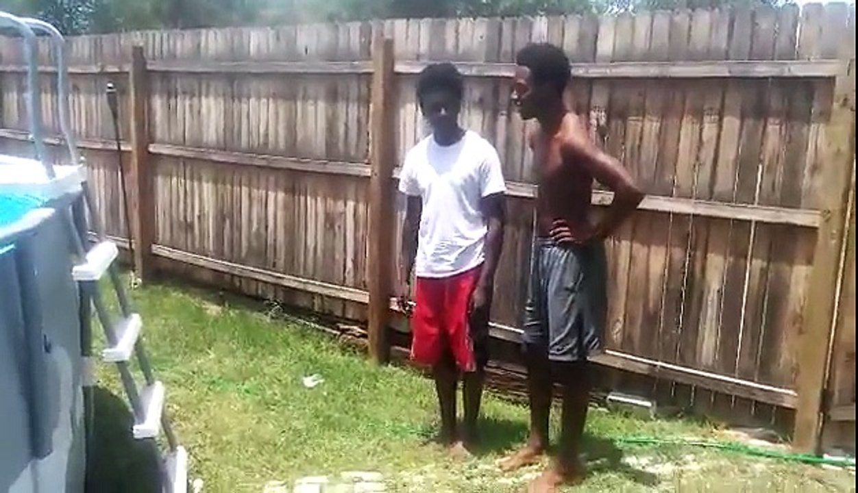 POOL DAY