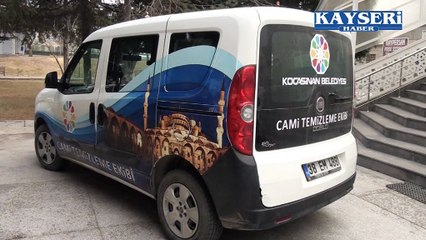 KOCASİNANDA CAMİLER GÜL KOKUYOR