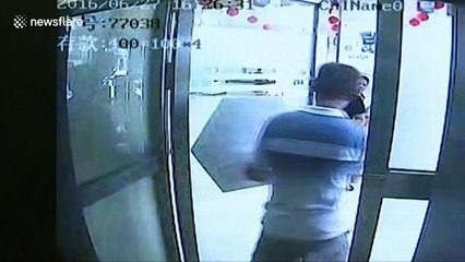 Woman appears to steal money from cash machine and hide it in her underwear