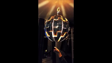 Ils transforment une lampe de chez IKEA en une réplique de l'Etoile de la mort de Star Wars
