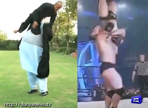Khan Baba of Mardan- An aspiring wrestler with extra-ordinary weight and power..مردان کے خان بابا- ا