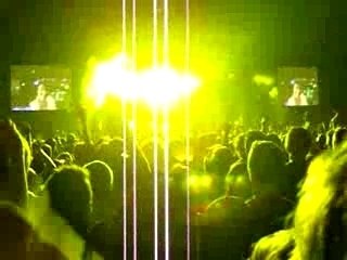 Björk: Declare Independence & final live at Rock en Seine