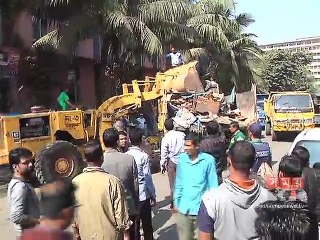 ডিএসসিসি'র ফুটপাত দখলমুক্ত ও হকার উচ্ছেদ অভিযান অব্যাহত