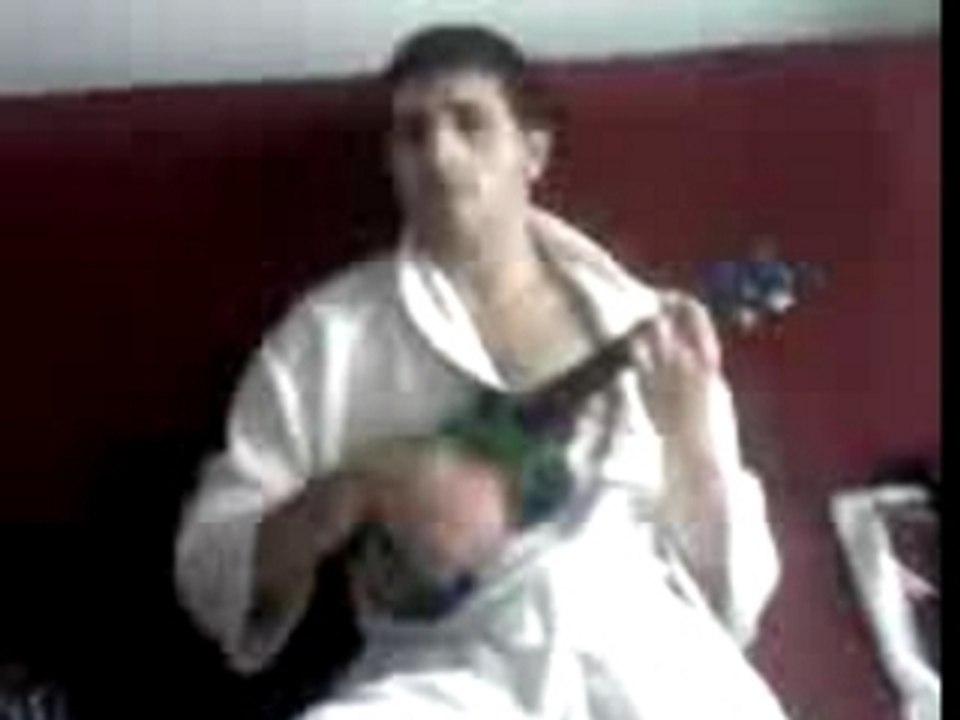 peignoir yukulele ien ien zorrino petit marcel beliveau