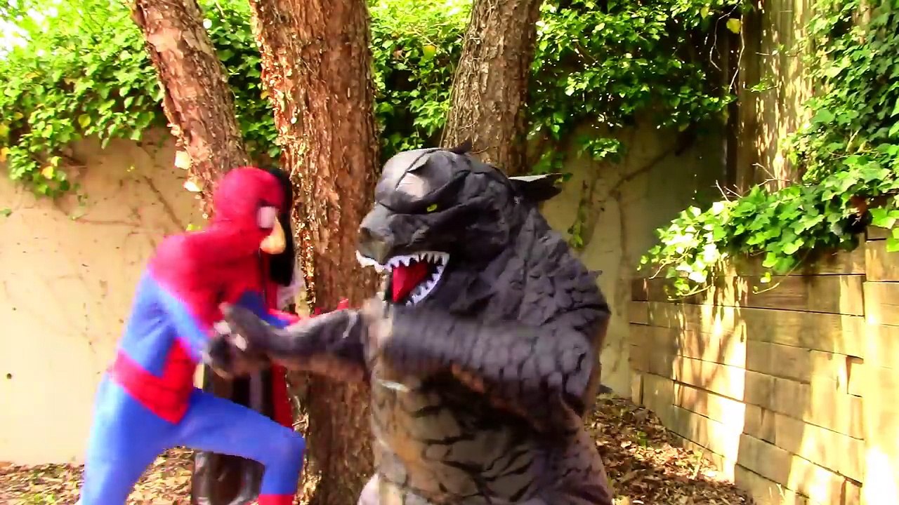 Scary Vampire Elsa vs Maleficent! w/ Vampire Hide & Seek Godzilla & Spiderman funny superhero video