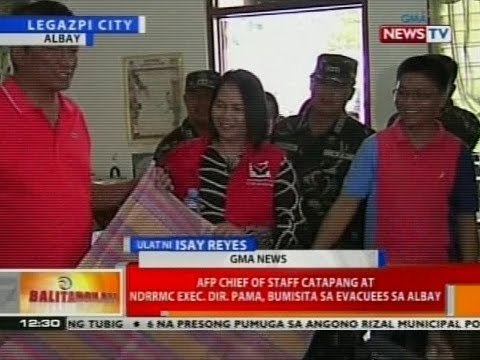 BT: AFP Chief of Staff Catapang at NDRRMC Exec. Dir. Pama, bumisita sa evacueesa sa Albay
