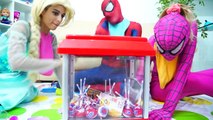 Spiderman Frozen Elsa Become BAD BABIES Make Food Fight VS Superman Pink Spidergirl