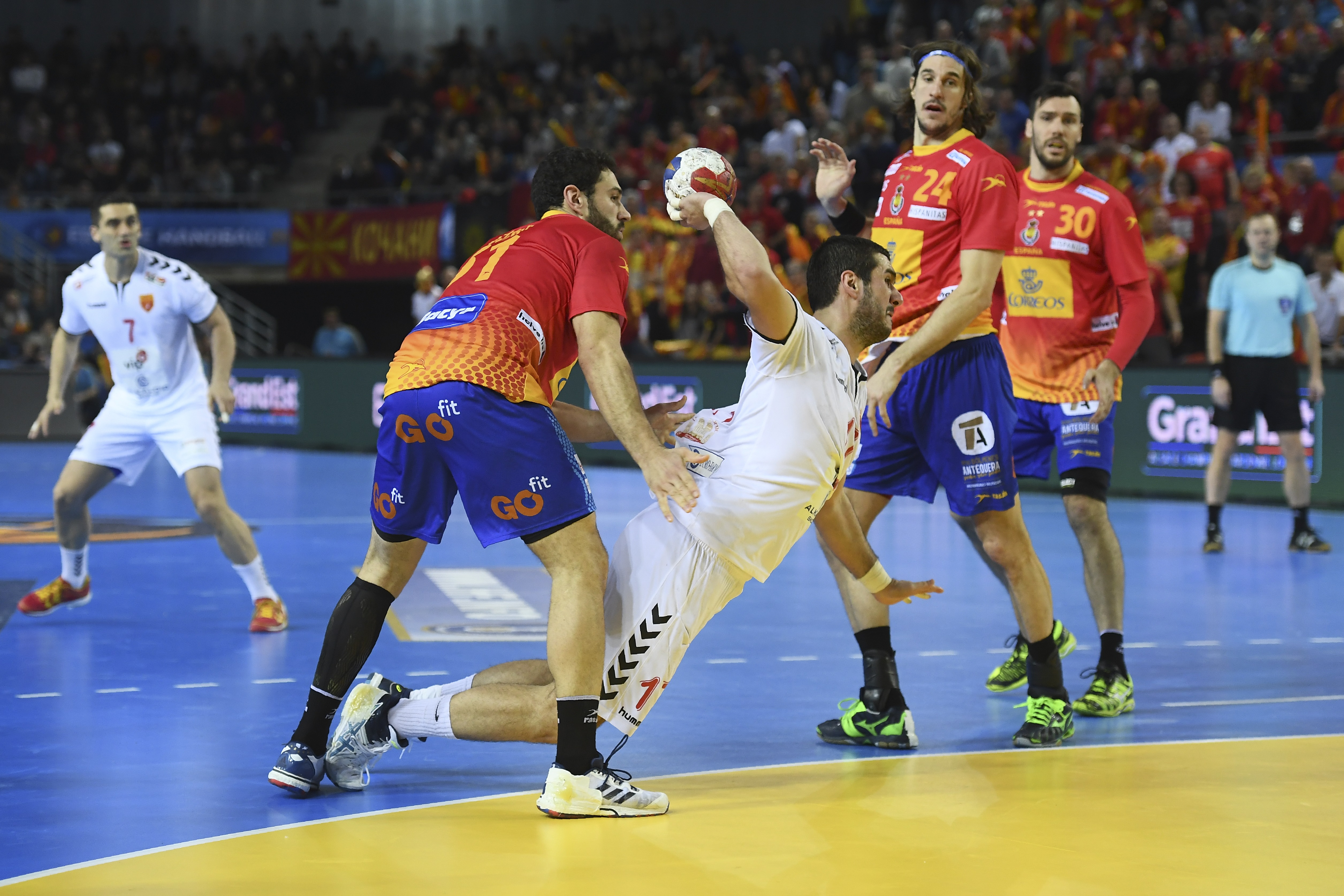 بطولة العالم لكرة اليد – مقدونيا 25 اسبانيا 29