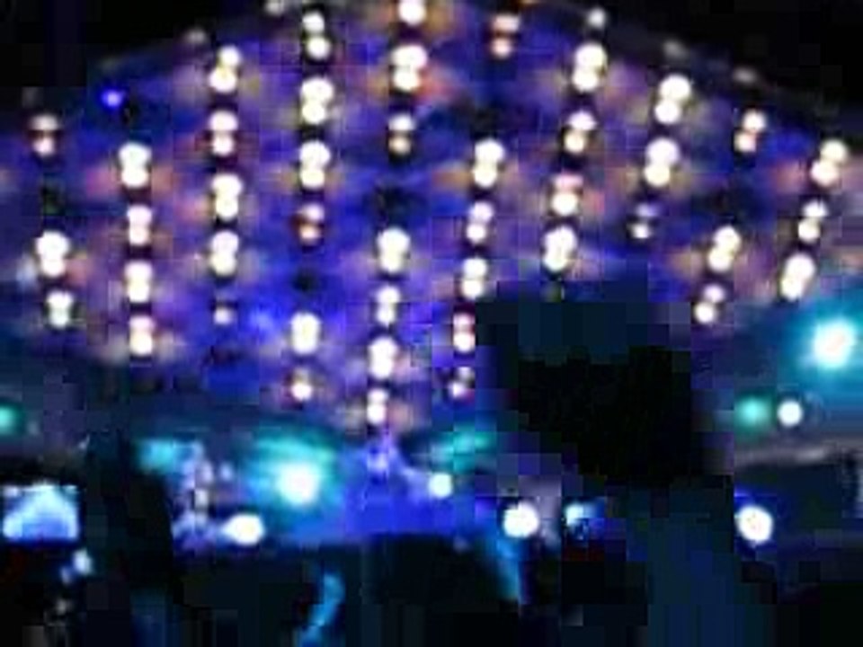 Muse - Guiding Light - Manchester Old Trafford Cricket Ground - 09/04/2010