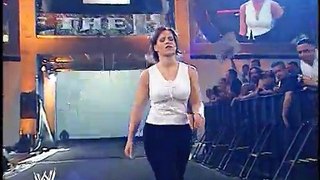 WWE King of the Ring 2002 - Trish Stratus v.s Molly Holly - WWE Women`s Championship