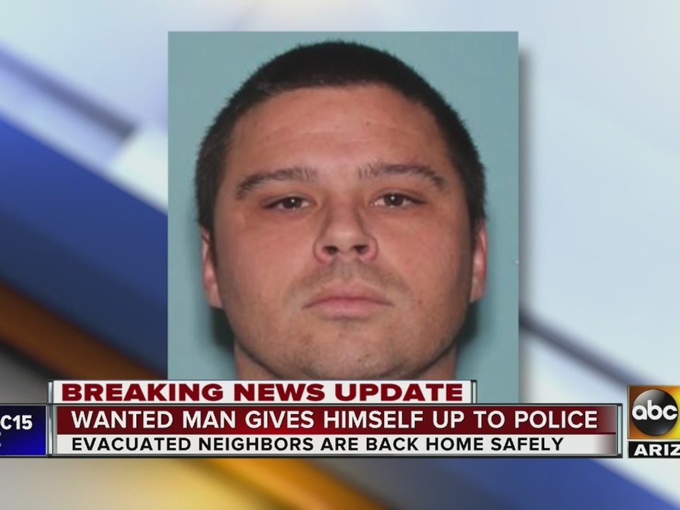 Man in custody after SWAT incident at Ahwatukee home - video Dailymotion