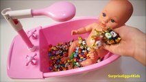Baby Doll Bath Time in M&M Chocolate Candy Smarties, How to Bath Baby Candy Pretend Play Kids video