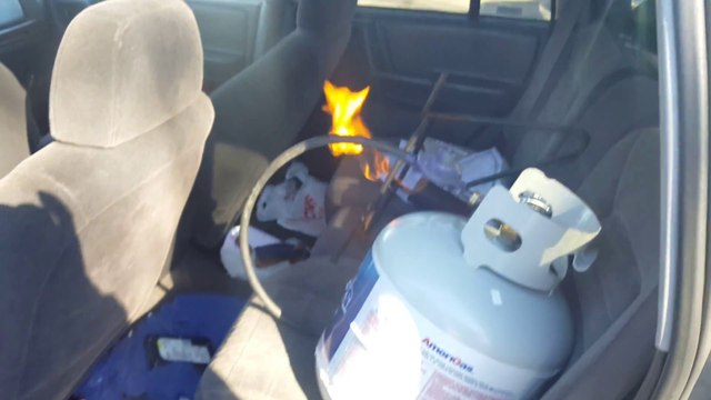 Quand le chauffage de ta voiture est mort en plein hiver...