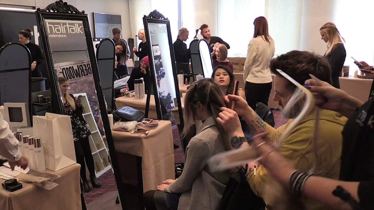 YouTuberin: 'Ohne Highlighter geht gar nichts'