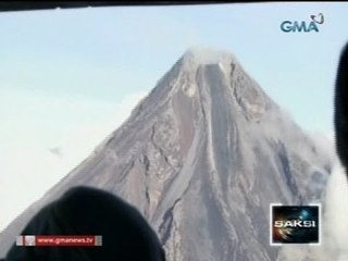 Mga eroplano, pinagbawalang lumipad malapit sa bunganga ng bulkang Mayon dahil sa banta ng ashfall