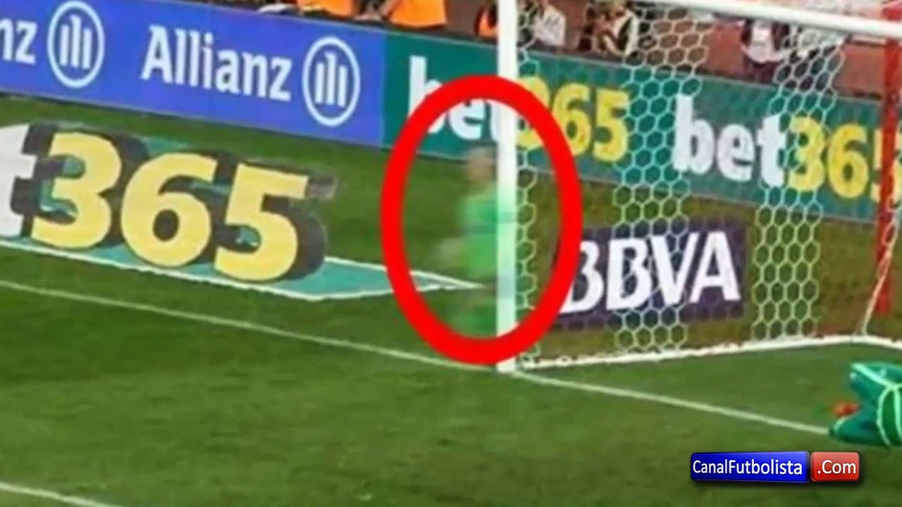 Fantasma de Danilo aparece en un partido del Chapecoense • 2017